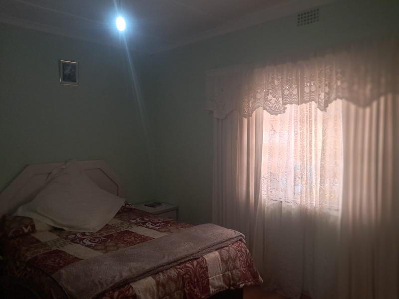 4 Bedroom Property for Sale in Avondale Western Cape
